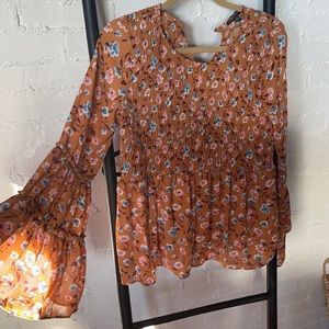 Floral long sleeve blouse